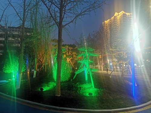 保定市朝陽(yáng)路競(jìng)秀街心公園景觀亮化