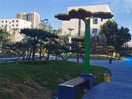 保定口袋公園太陽(yáng)能智慧座椅